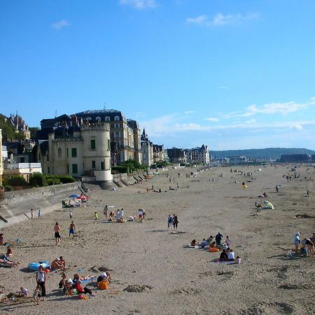 Best Western Plus Hostellerie Du Vallon Trouville-sur-Mer Exterior foto
