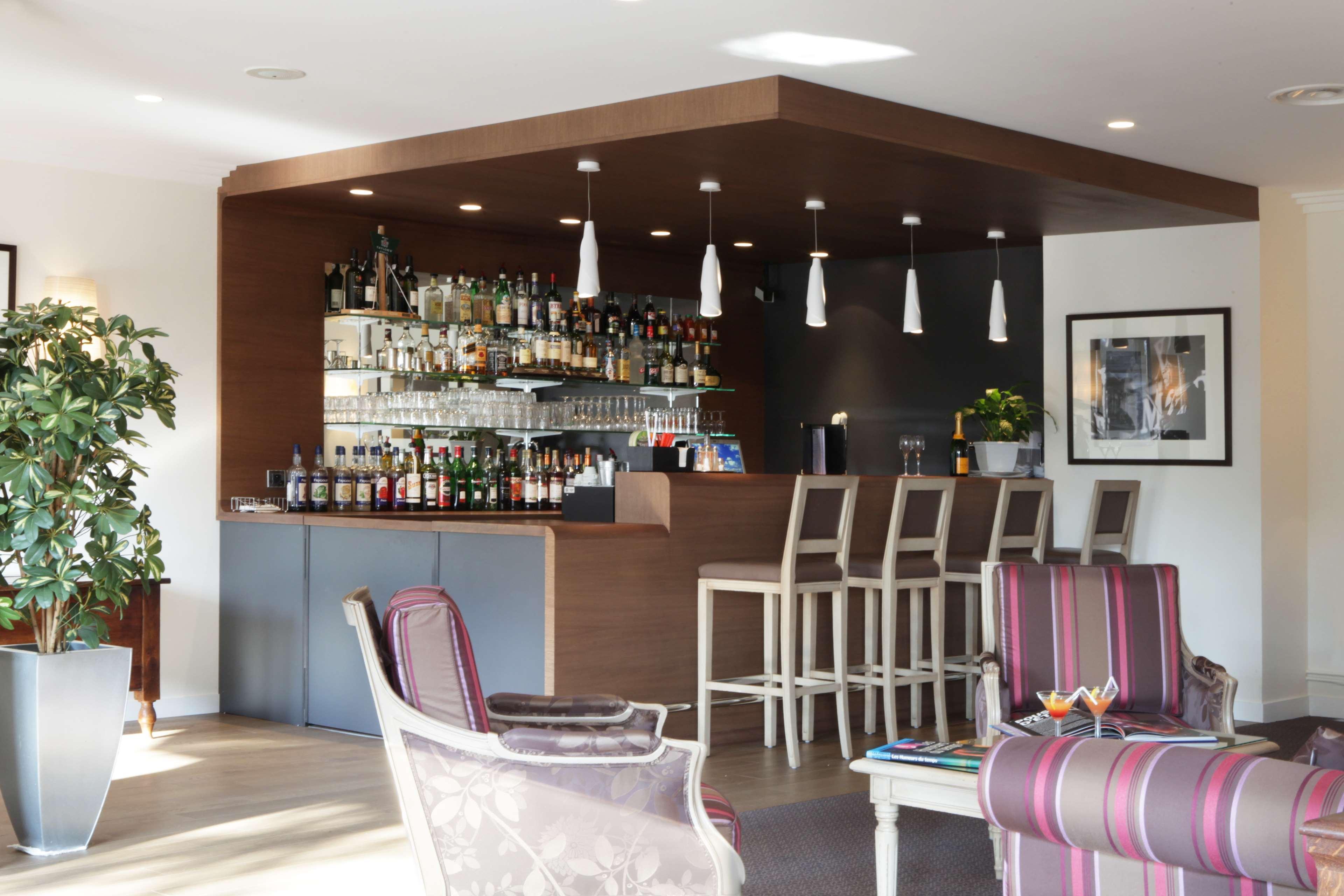 Best Western Plus Hostellerie Du Vallon Trouville-sur-Mer Exterior foto