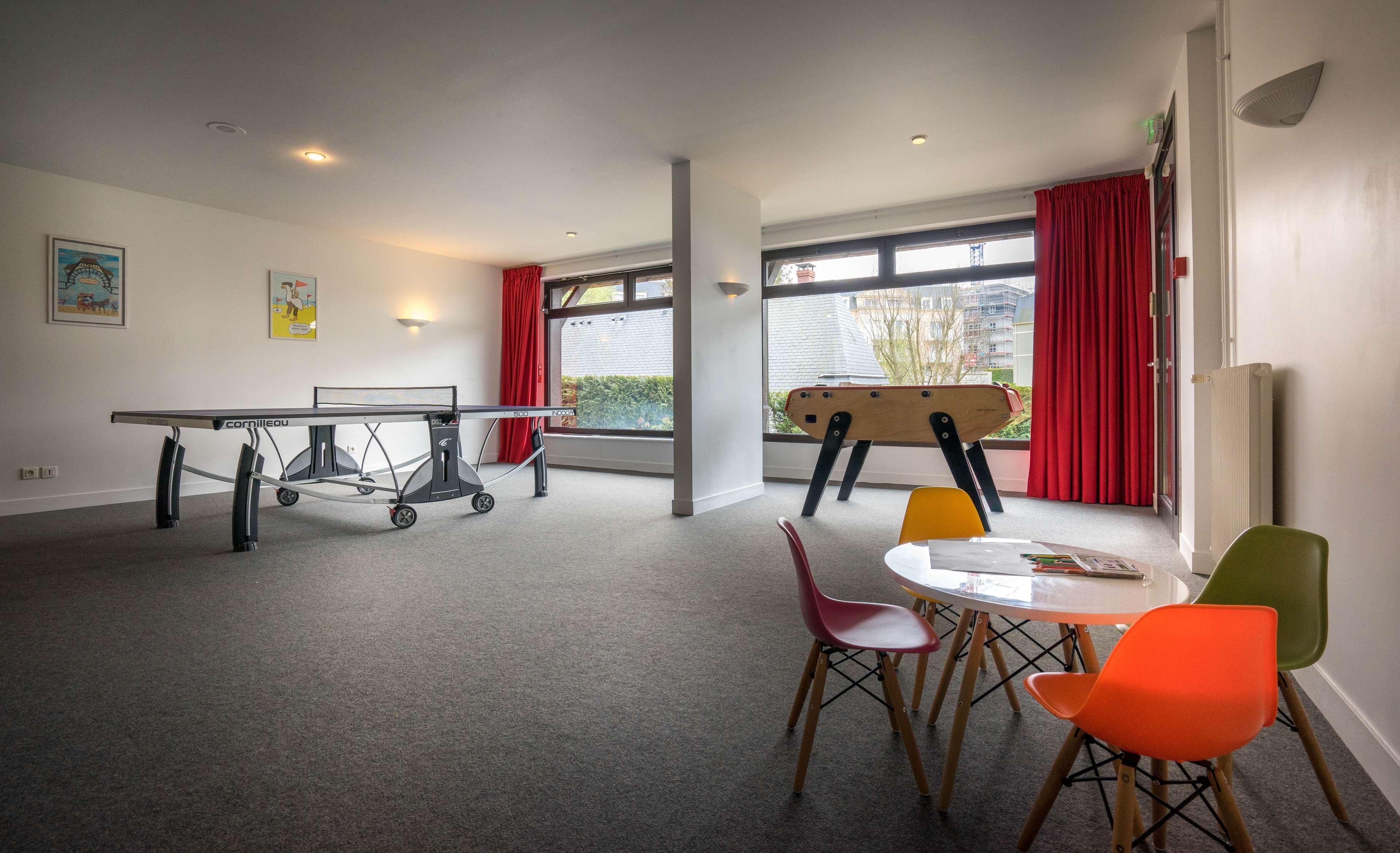 Best Western Plus Hostellerie Du Vallon Trouville-sur-Mer Exterior foto