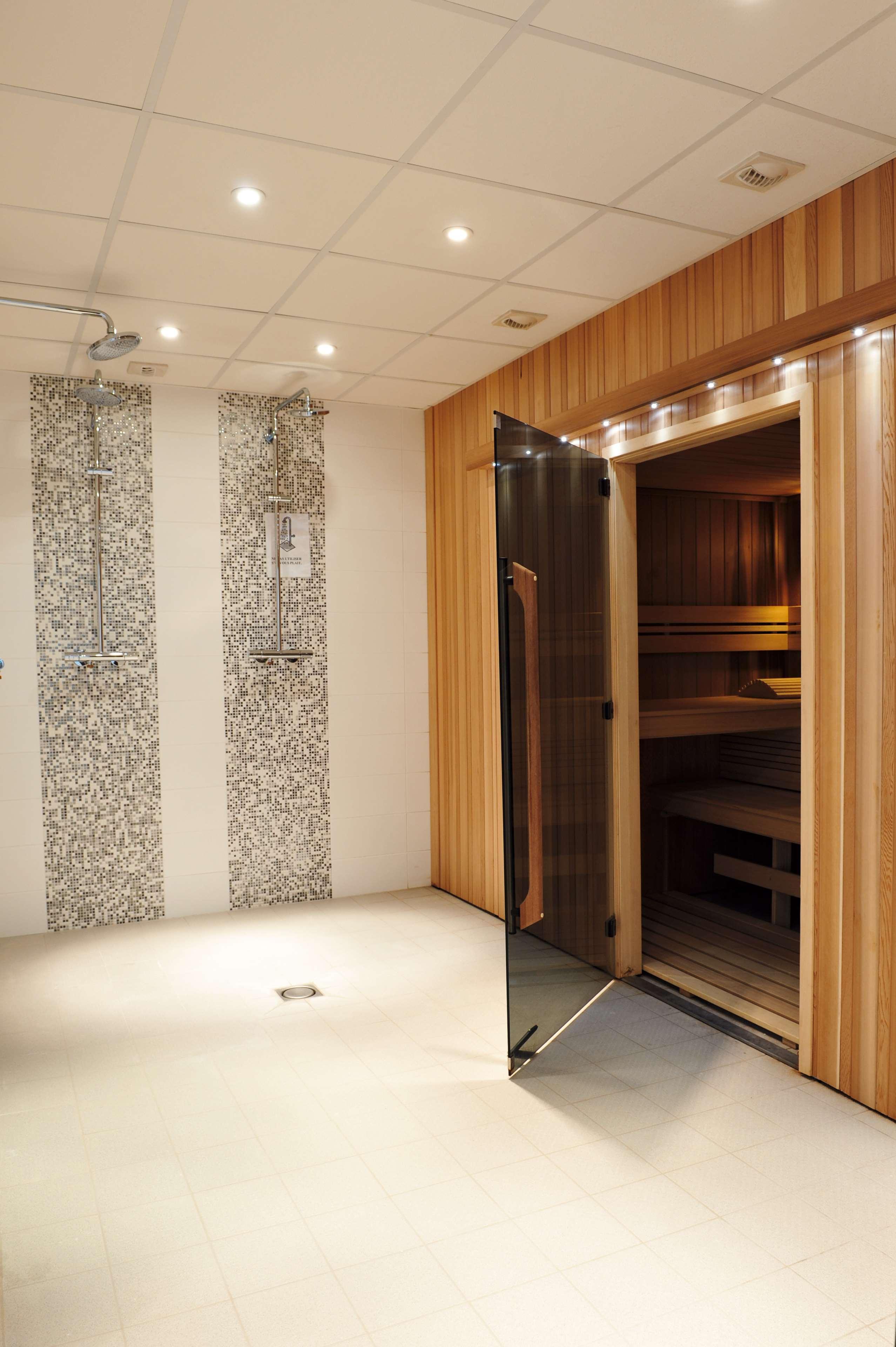 Best Western Plus Hostellerie Du Vallon Trouville-sur-Mer Exterior foto