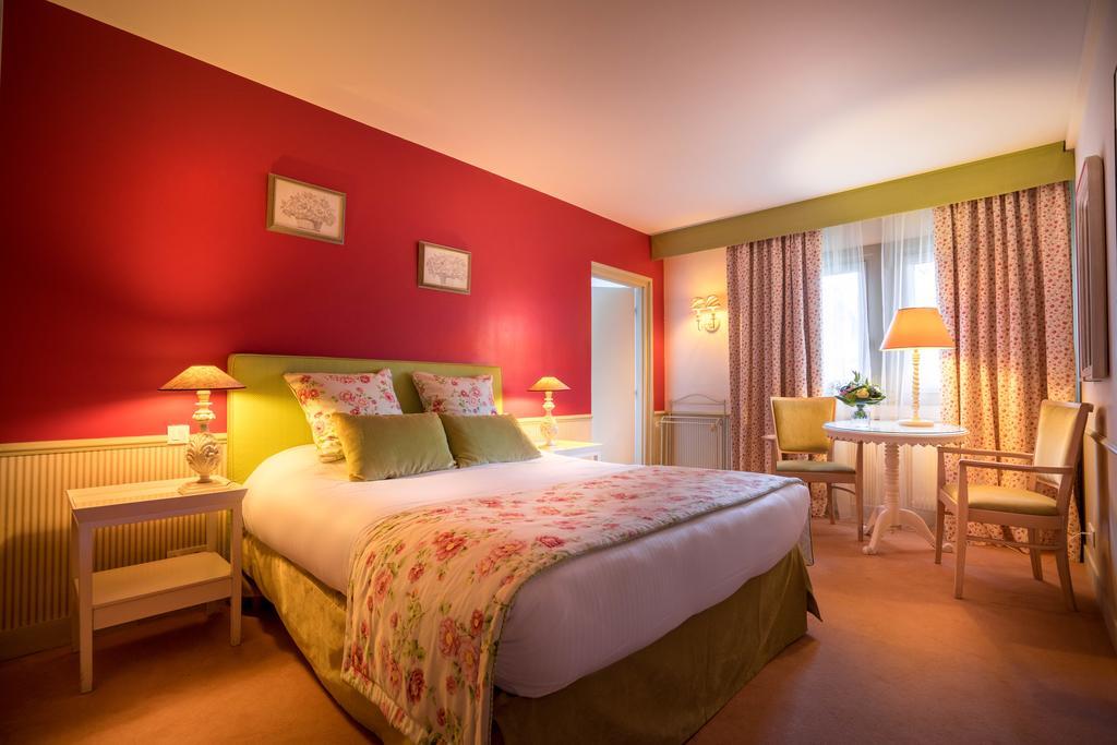 Best Western Plus Hostellerie Du Vallon Trouville-sur-Mer Exterior foto