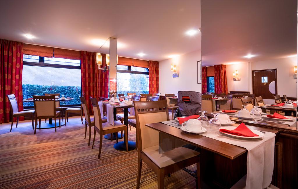 Best Western Plus Hostellerie Du Vallon Trouville-sur-Mer Exterior foto