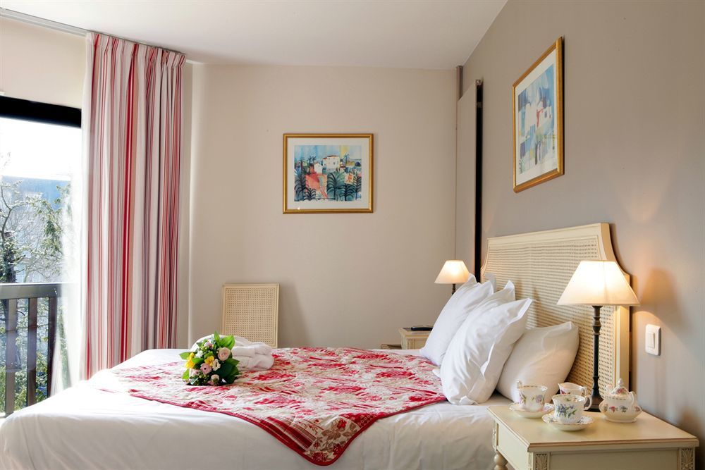 Best Western Plus Hostellerie Du Vallon Trouville-sur-Mer Exterior foto
