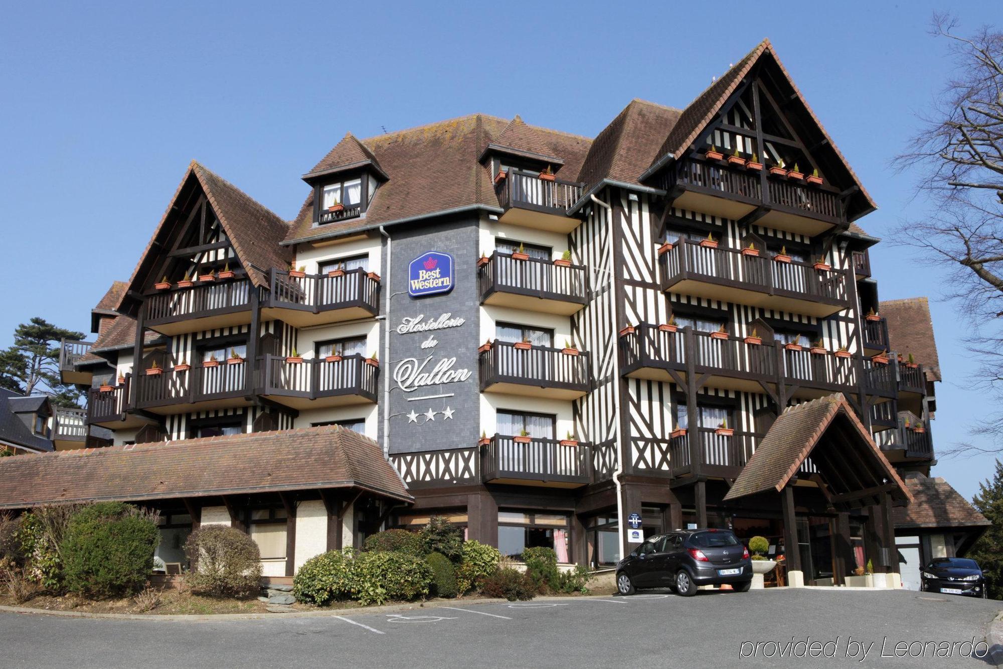 Best Western Plus Hostellerie Du Vallon Trouville-sur-Mer Exterior foto