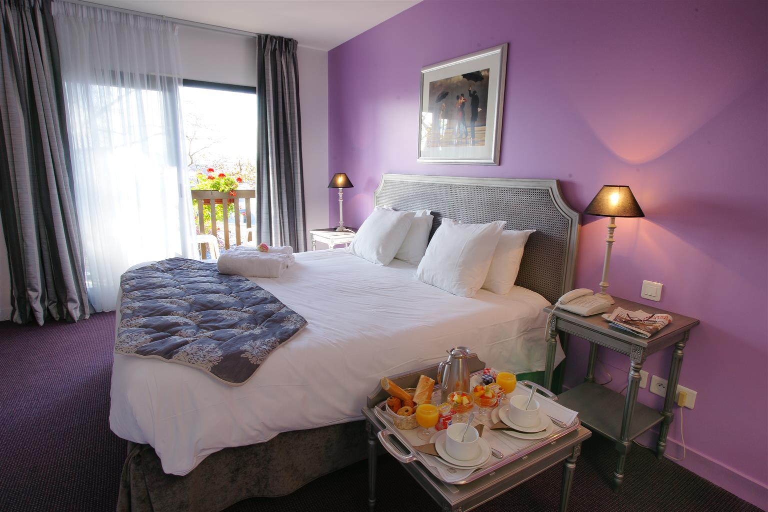 Best Western Plus Hostellerie Du Vallon Trouville-sur-Mer Exterior foto