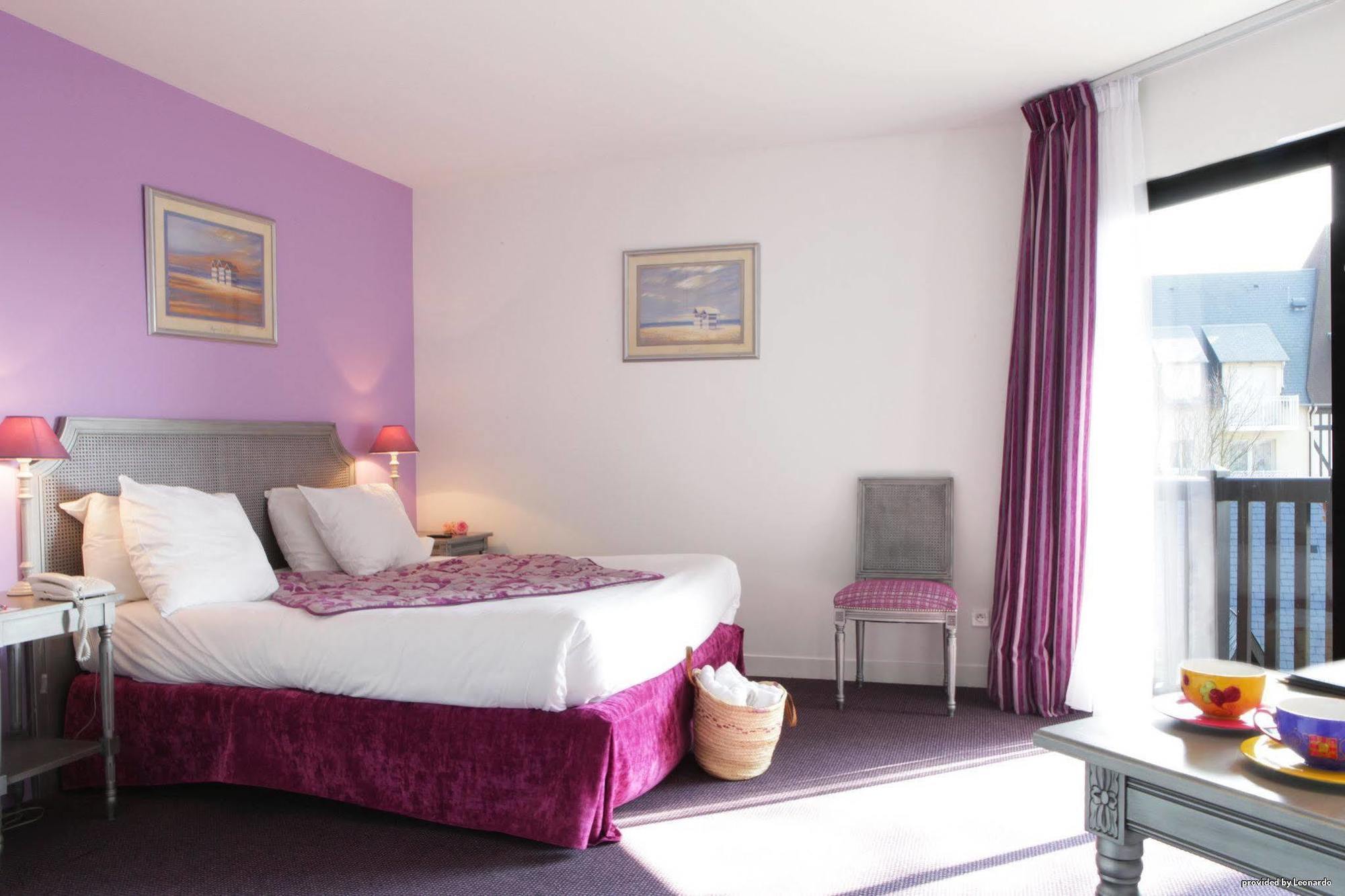 Best Western Plus Hostellerie Du Vallon Trouville-sur-Mer Exterior foto
