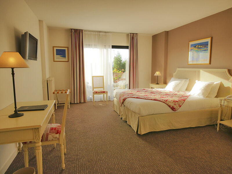 Best Western Plus Hostellerie Du Vallon Trouville-sur-Mer Exterior foto